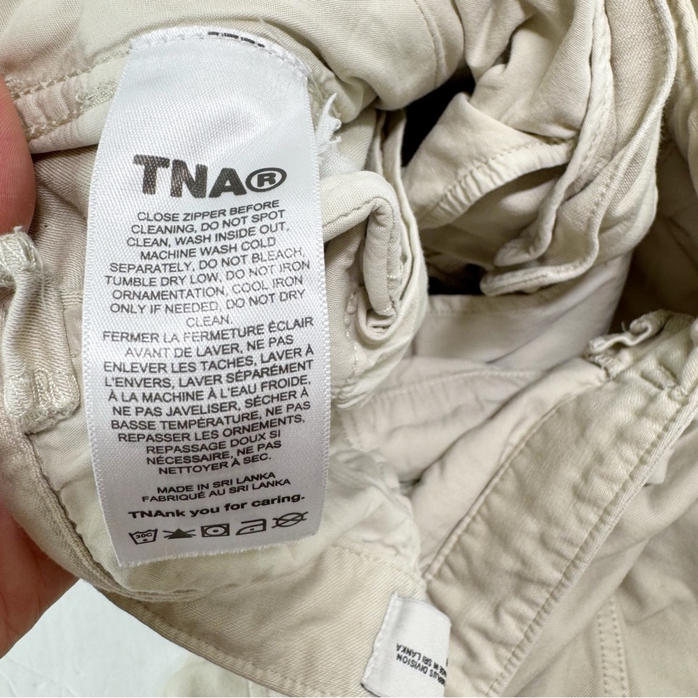 Aritzia TNA Supply Beige Cargo Pant Size 0 - Picture 14 of 15